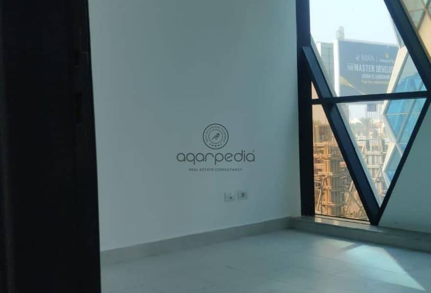 6 404a43b4-a314-49df-99e2-df98615ff30e. jpg