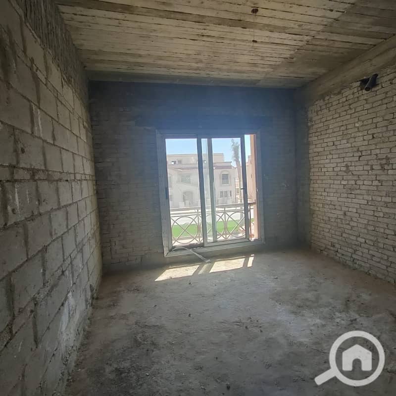 4 543a82ba-a97e-45e0-b393-45ff896628e6 - Copy. jpg