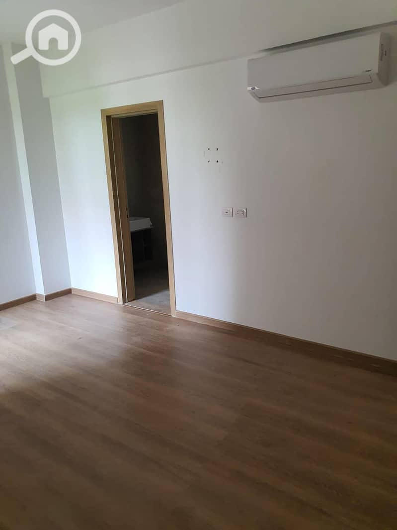 8 489548435_2975367919308049_7874570503954155222_n. jpg