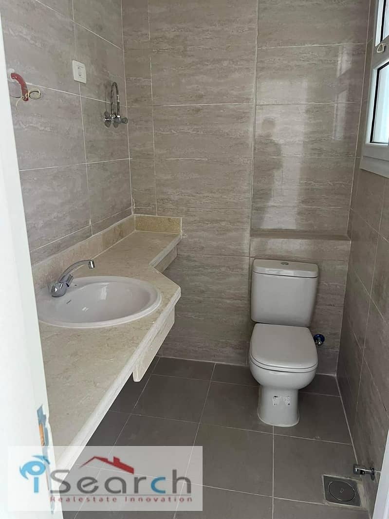 5 WhatsApp Image 2025-11-06 at 12.30. 21_42274e4b. jpg