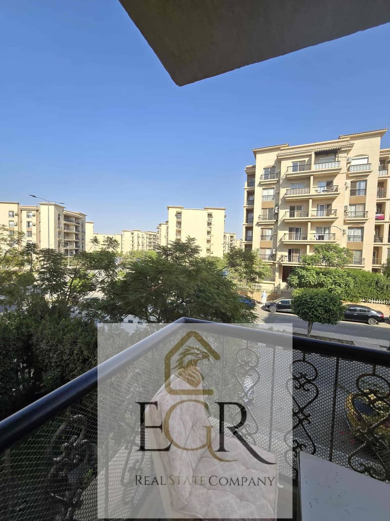 2 c76b579d-0263-4ef8-bc9e-12c0d5b8c058. jpg