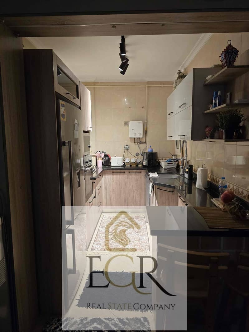 6 10d47aad-dfa3-4f97-b739-1f084884ece2. jpg