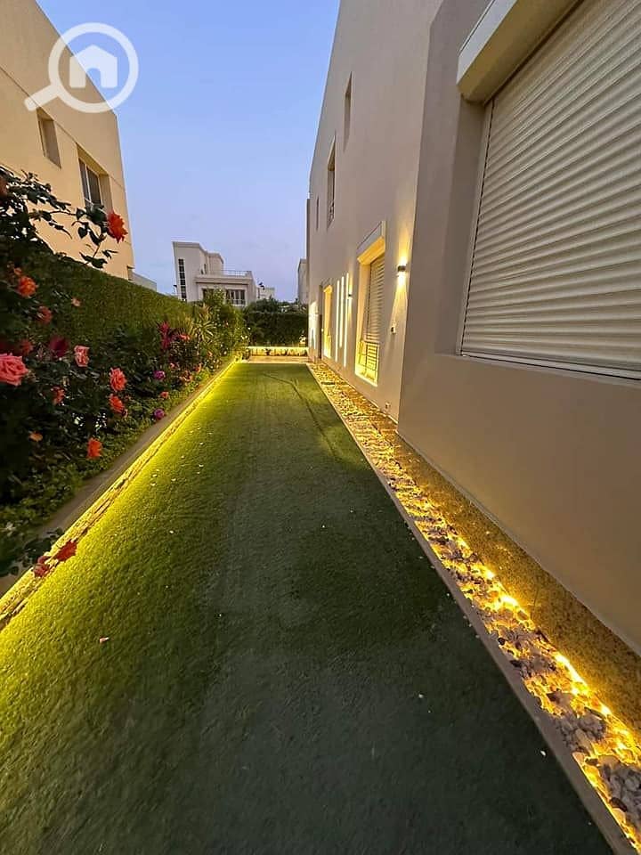 9 419852772_1387624878550897_3900624665163735476_n. jpg