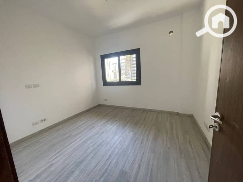 13 eee7f3ab-2667-43e4-99d8-b0ff6ba7c3b2. jpeg