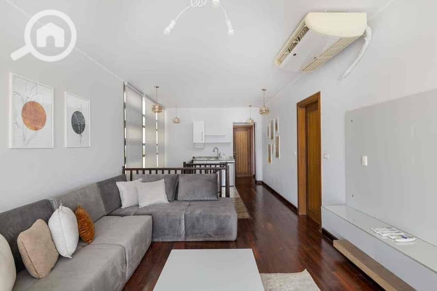 12 94ef57e9-f02a-4c09-abd3-42459ca8974a. jpg