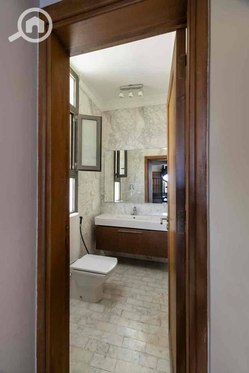 19 81f32c42-327f-4089-85a9-cda89cf51da0. jpg