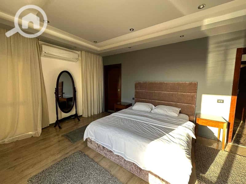 24 5f51fe0d-80cd-427e-aa7b-53146ce25e0b. jpg