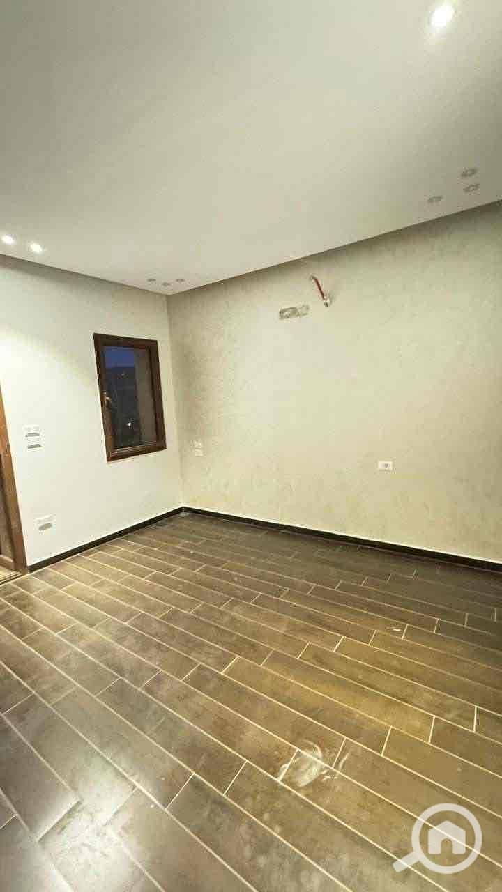 9 a58ed147-7f3b-4f4e-850f-e5897c5fd12c. jpg