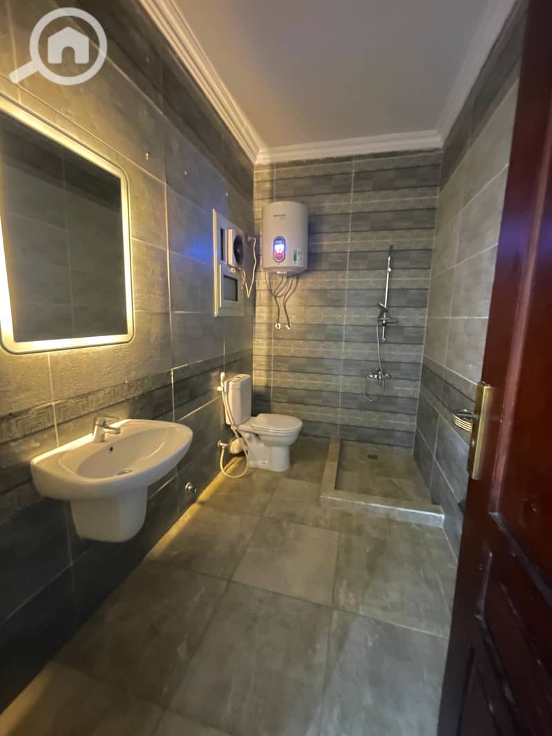 8 IMG-20251110-WA0030. jpg