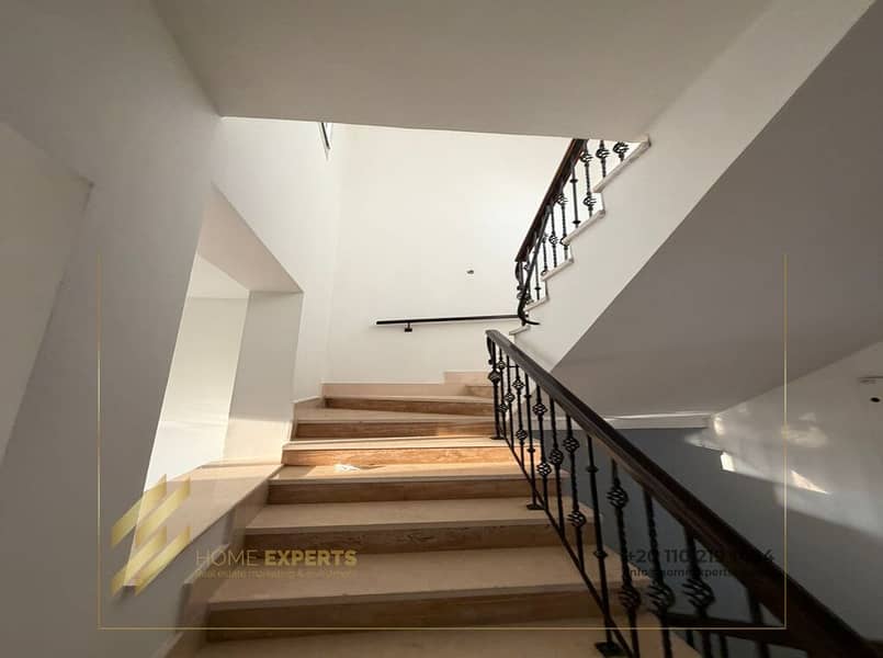 10 WhatsApp Image 2025-11-09 at 8.52. 54 PM. jpeg