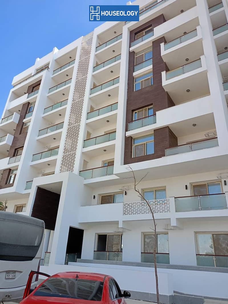 12 WhatsApp Image 2025-09-28 at 15.54. 03. jpeg