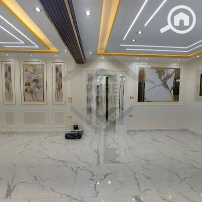 شقة 4 غرف نوم للايجار في لوران، الإسكندرية - 8. jpg