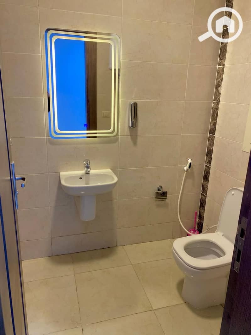 8 WhatsApp Image 2025-11-10 at 2.54. 05 PM (1). jpeg