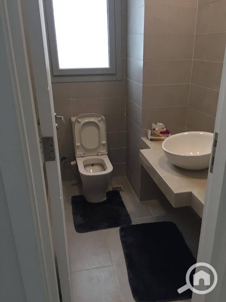 9 WhatsApp Image 2025-11-10 at 13.38. 38_65440939. jpg