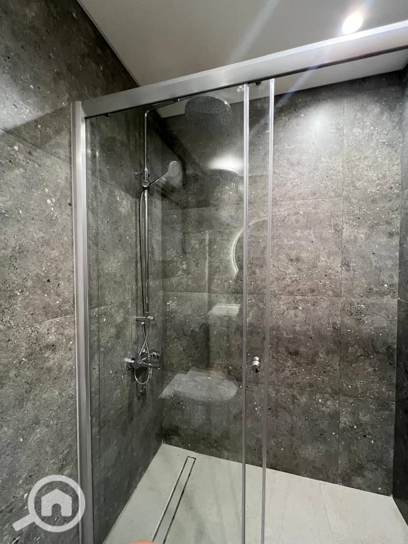 8 WhatsApp Image 2025-11-10 at 1.34. 57 PM (1). jpeg