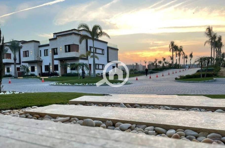 12 WhatsApp Image 2025-09-18 at 2.30. 50 PM (1). jpeg