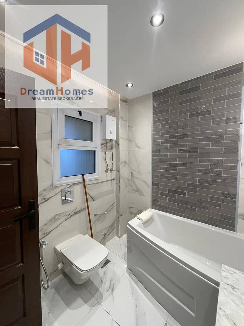 8 df6faf20-bd3e-40d2-a3a7-6bf3d471267d. jpg