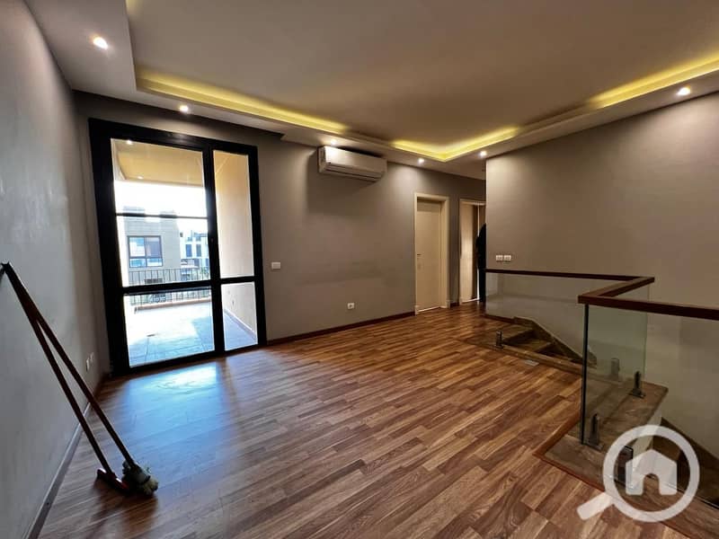 7 WhatsApp Image 2025-11-10 at 2.49. 17 PM (1). jpeg