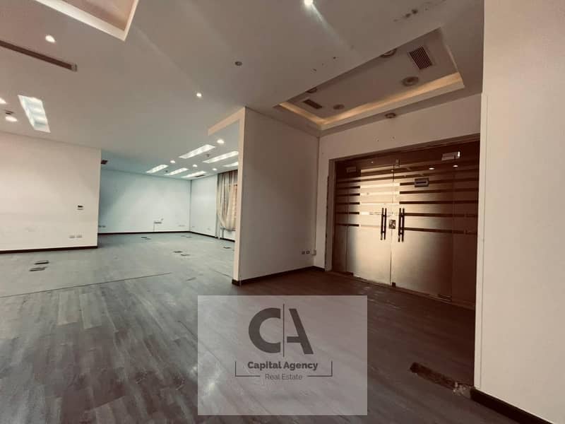 3 6a1b4a39-ac02-4e94-9793-dfd242b82590. jpg