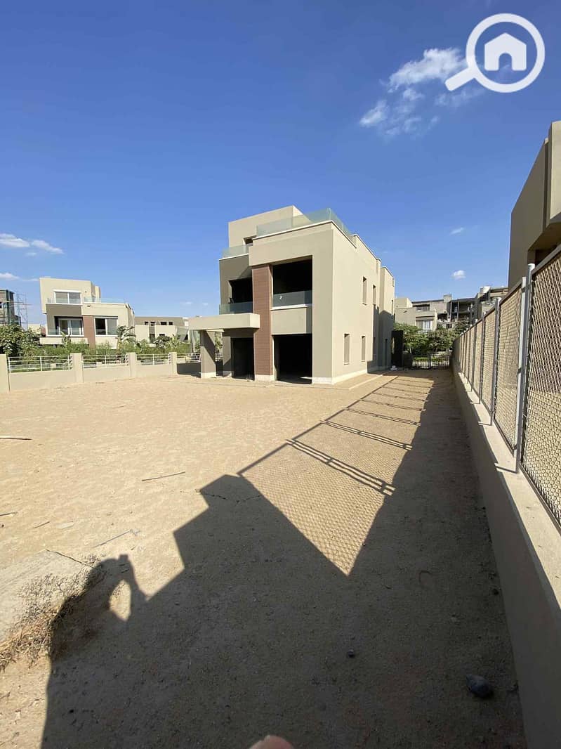 3 9934ab7c-d360-4cde-8794-467736f712a5. jpeg