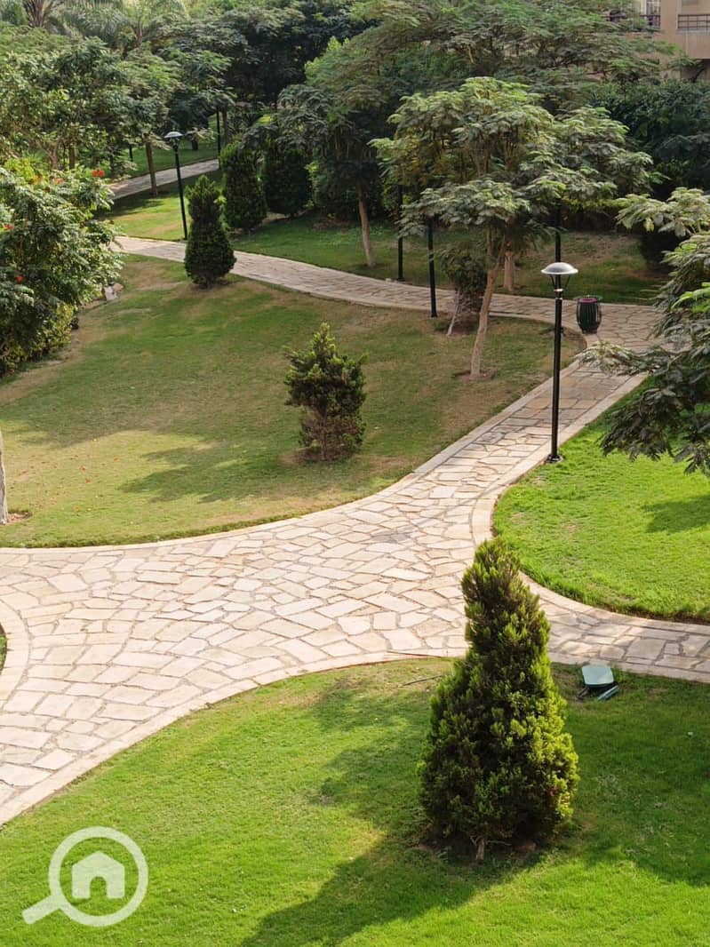 7 3475e2e7-4d45-4dab-9afe-13d6fec70146. jpg