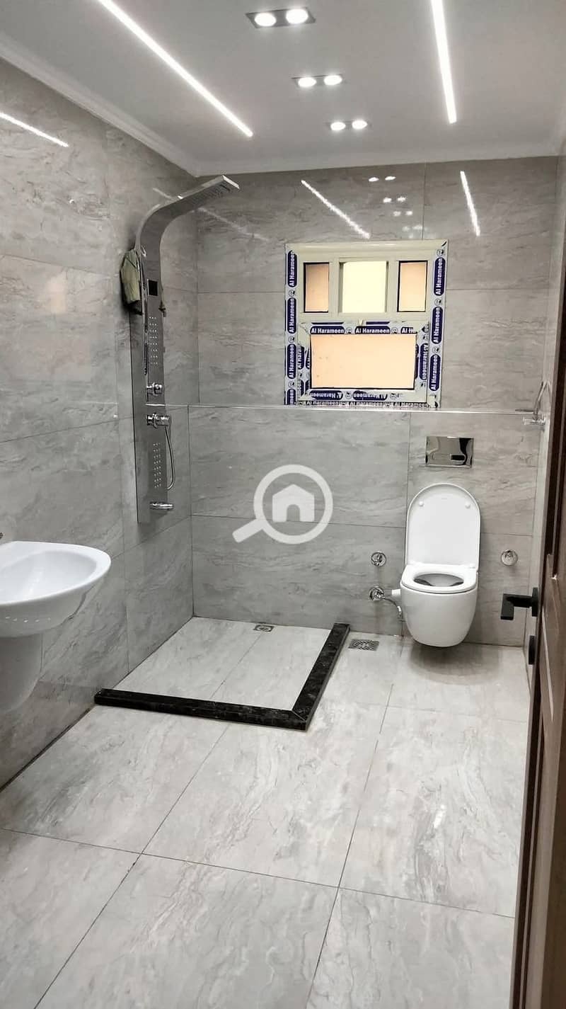 2 WhatsApp Image 2025-10-16 at 3.25. 07 PM. jpeg