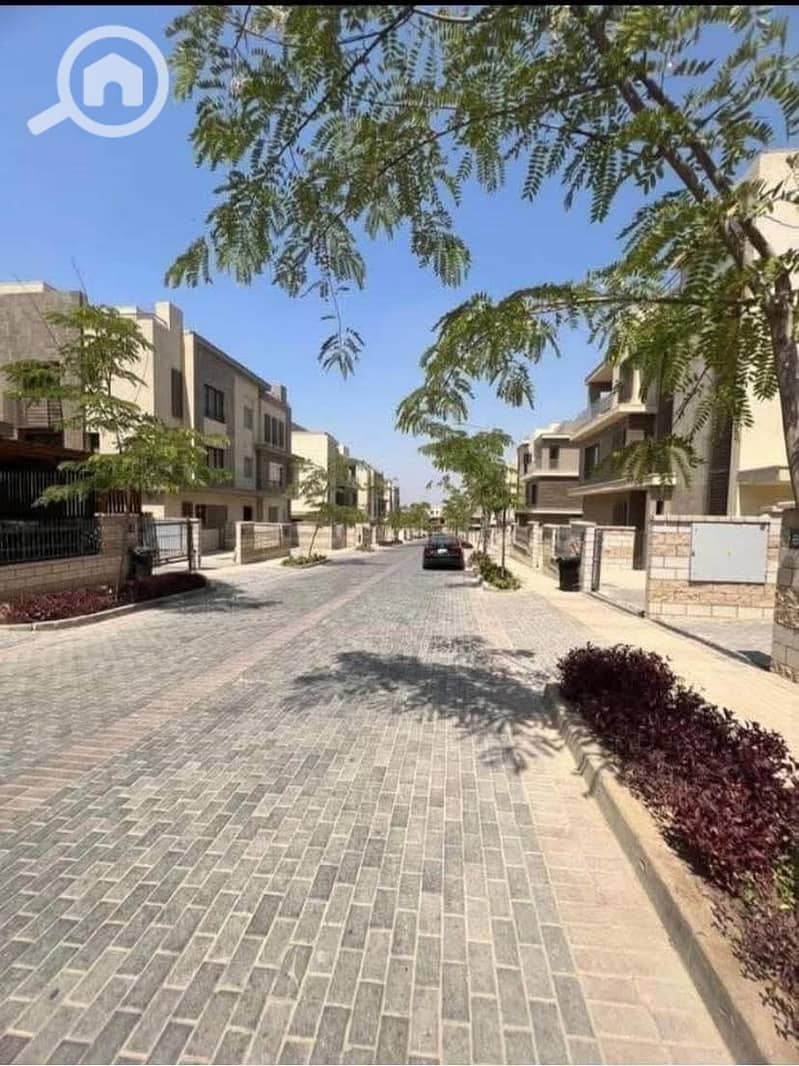 5 65714634-3ad9-4e98-a7af-e6319240050e. jpg