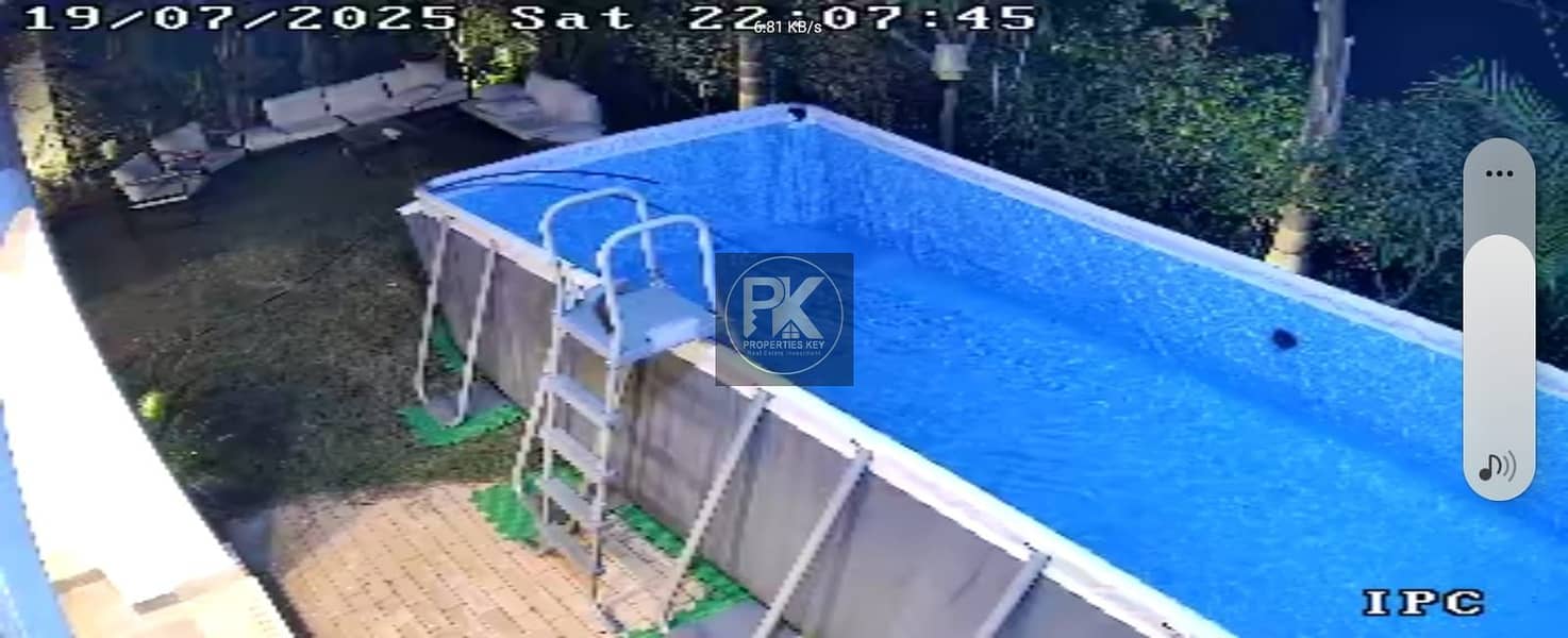 4 986c4f54-66aa-422f-864c-d48208bf0b42. jpg