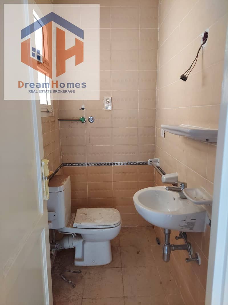 22 WhatsApp Image 2025-10-12 at 4.04. 27 PM. jpeg