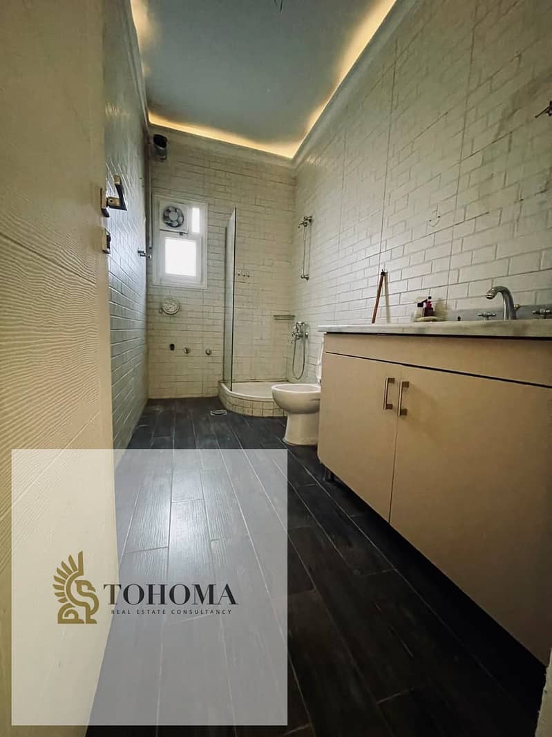 6 76a194da-5e1a-49ec-b30a-b11c16c7462d. jpg