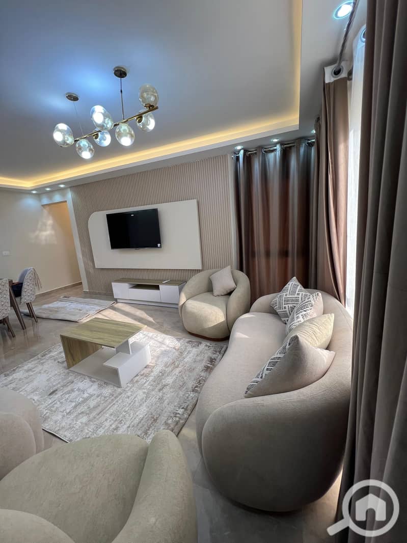 2 0a3d14ff-b06b-4c1d-9606-3ca03b5ea471. jpeg