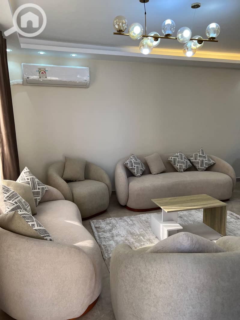 5 75dbe5d7-571b-46f0-9004-5f814618d7e7. jpeg