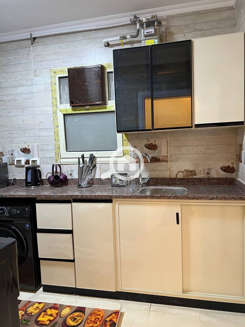 13 c86deff5-c471-49ce-a093-c94ade3cd753. jpeg