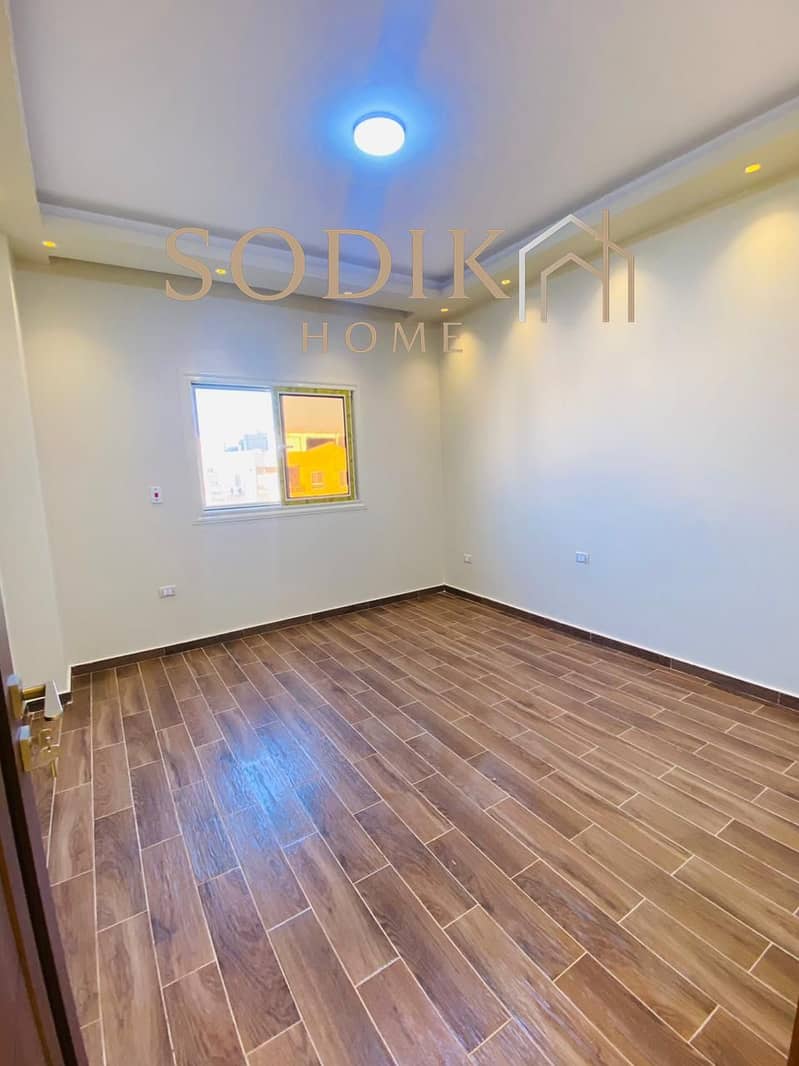 8 39039757-6300-4c8a-83ee-2506b0af867f. jpg