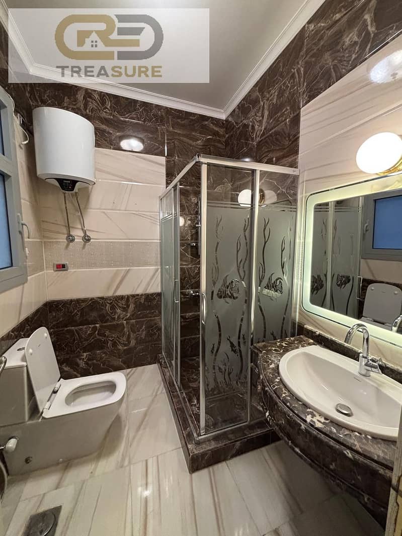 8 WhatsApp Image 2025-11-10 at 1.35. 10 PM. jpeg