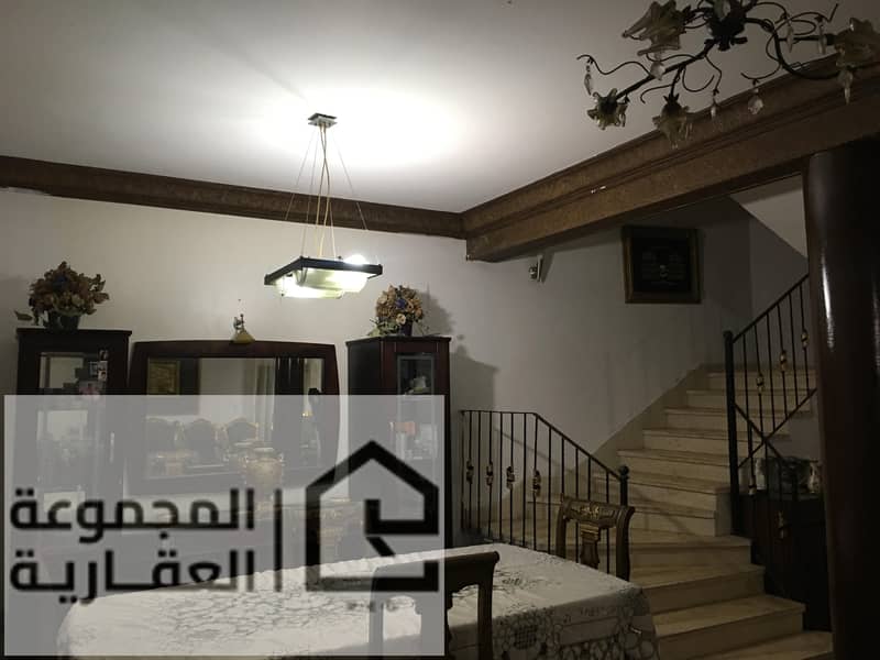 5 c5e2f7f9-68e3-49e4-bdbb-e92777a3c59a. jpg