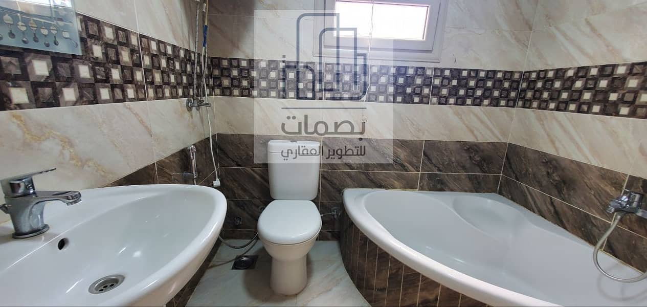 16 photo_5857188962349730104_y (1). jpg