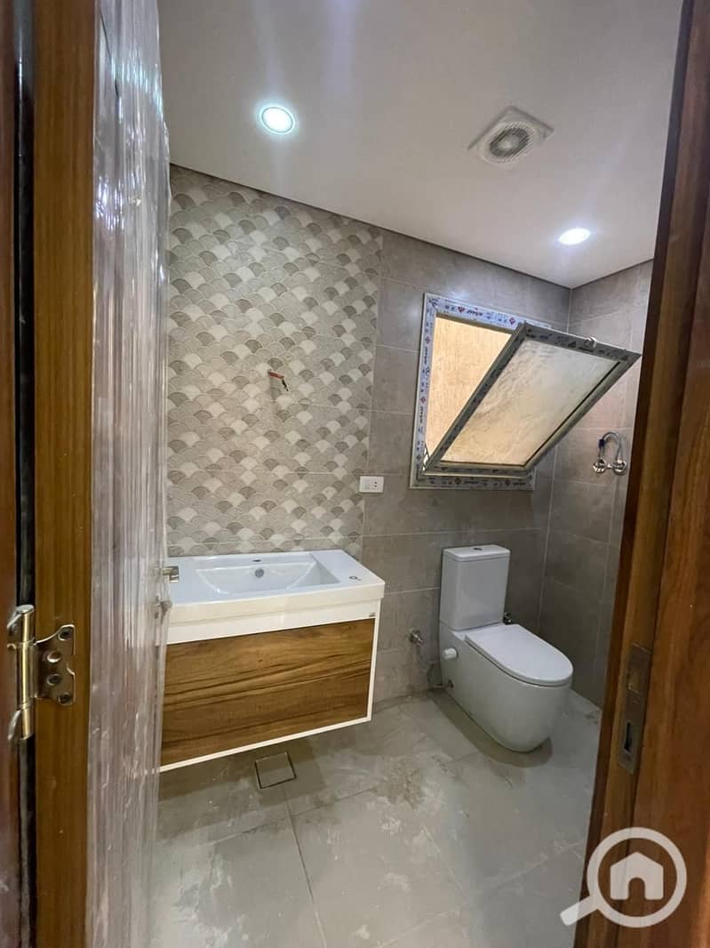 6 WhatsApp Image 2025-11-10 at 3.28. 20 PM. jpeg