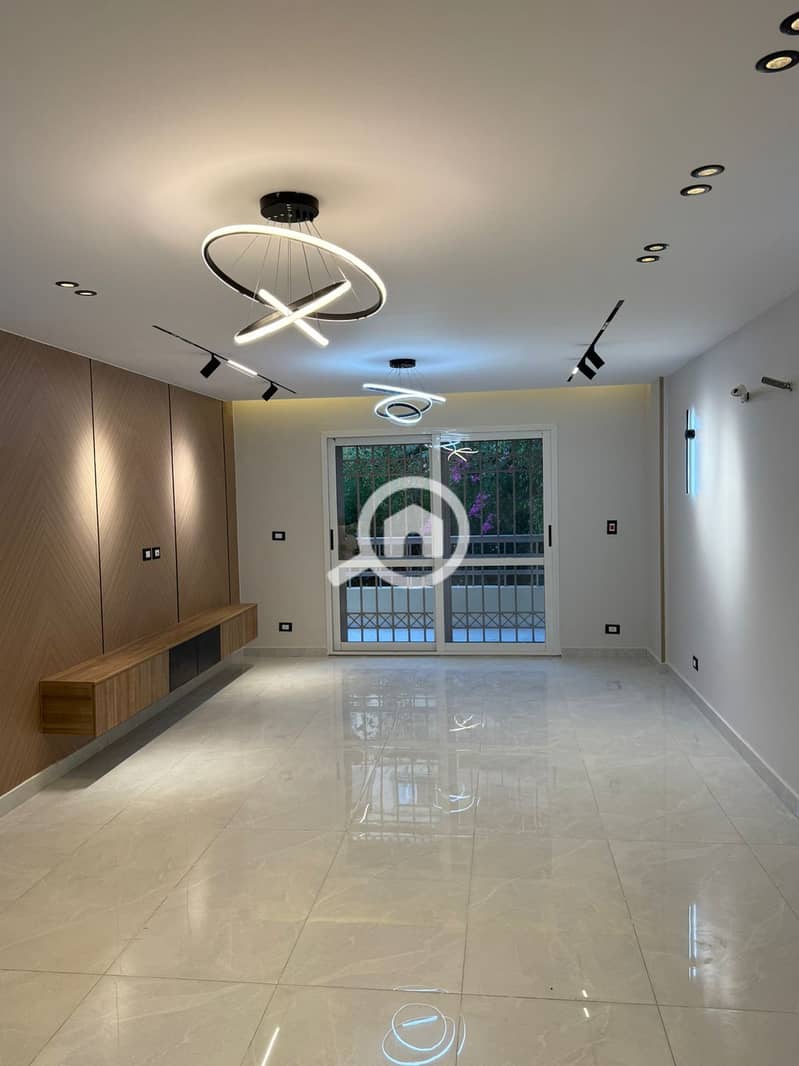 5 03fd1c5b-cfe0-4acf-a4ea-8ad46818ce93. jpg