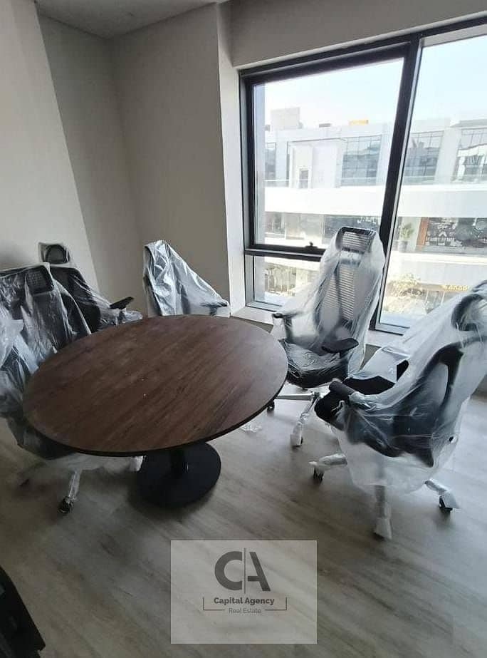 5 WhatsApp Image 2025-11-10 at 15.37. 40_71ed5ce8. jpg