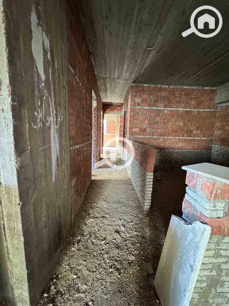 8 C4HW82vr51R23xZWKowEzVoHzz8GkiC6wP5TUDDx (1). jpg