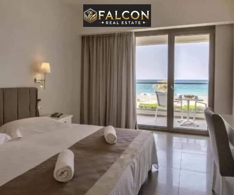 8 photo_5924672957383296524_y. jpg