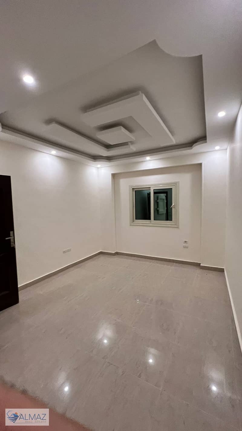 2 WhatsApp Image 2025-11-10 at 1.28. 46 PM (2). jpeg