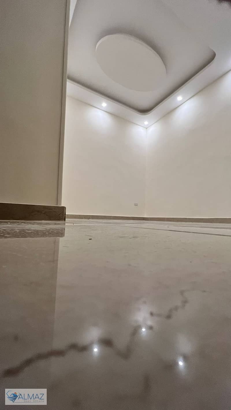 5 WhatsApp Image 2025-11-10 at 1.28. 46 PM (1). jpeg