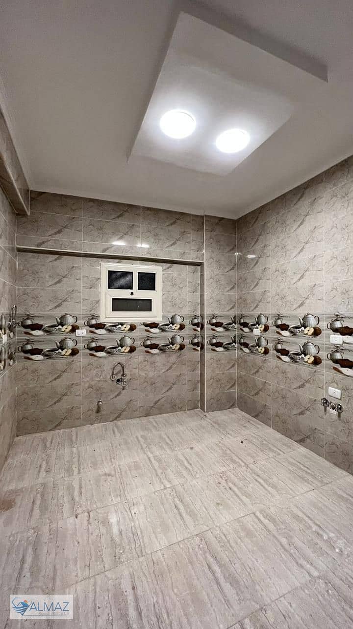 6 WhatsApp Image 2025-11-10 at 1.28. 47 PM (2). jpeg