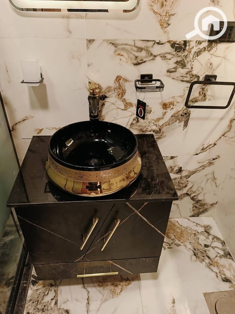 7 61636dbc-2a93-4399-90c7-85a698c27277. jpg