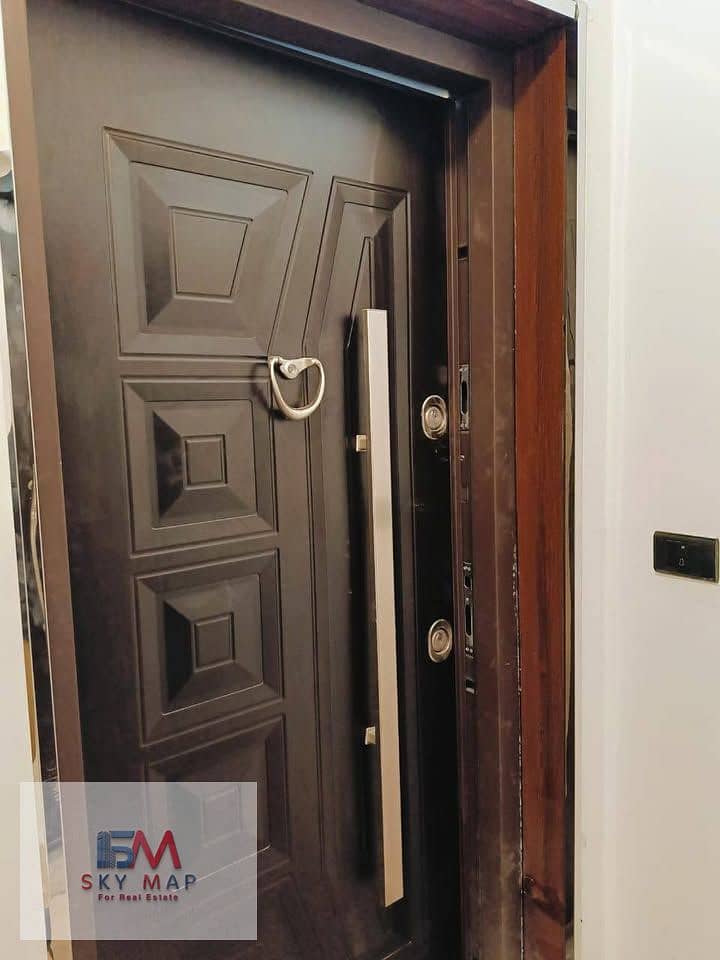 6 577046580_24798777826472613_5053653586628985805_n. jpg