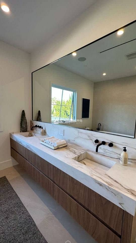 7 577766473_4093231880890645_7104076535486545154_n. jpg