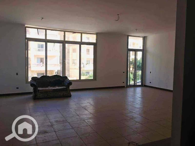 3 ec926be5-370c-43eb-929e-a902bcc4d675. jpg