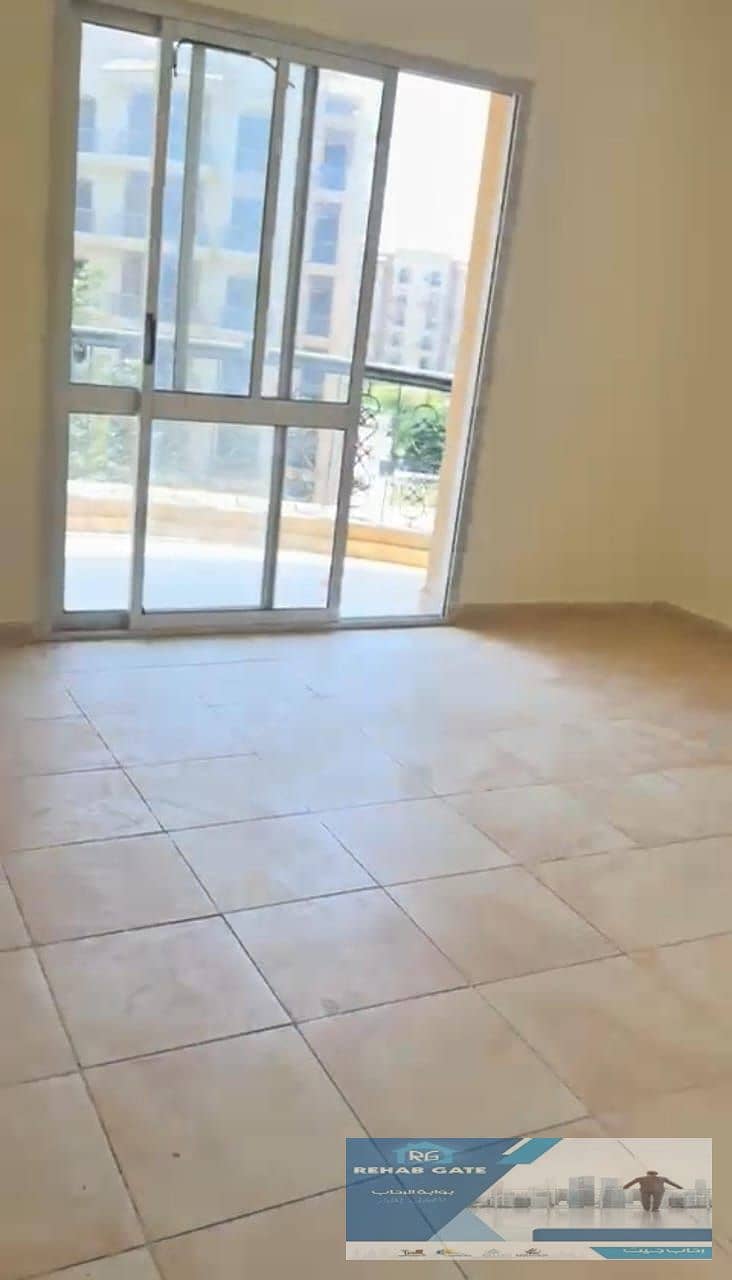 5 92c2cd90-765a-489c-9b82-8dd2a8767a01. jpg